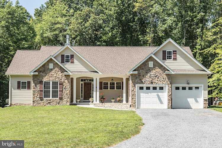 131 Calmes Neck Ln Boyce, VA 22620 | MLS ® VACL2000052 Photo 1
