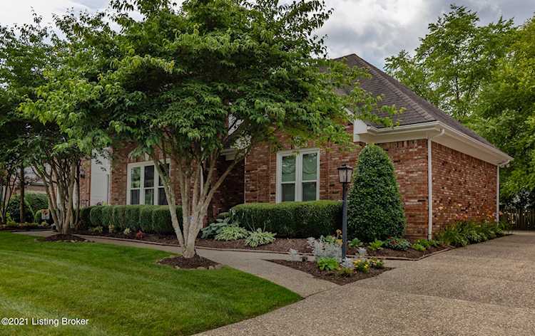 14506 Maple Glenn Pl Louisville, KY 40245