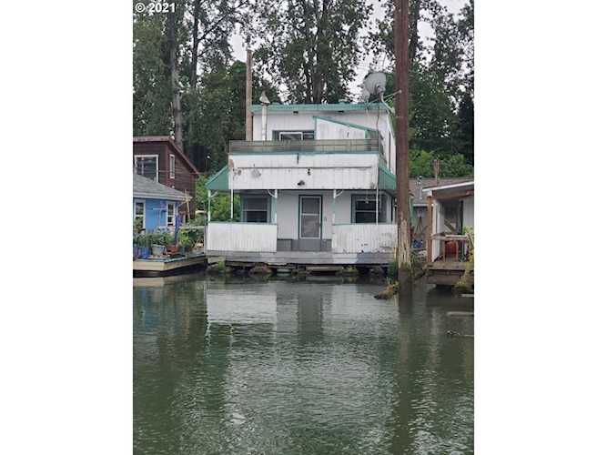 4101 N Suttle Rd #7 Portland, OR 97217