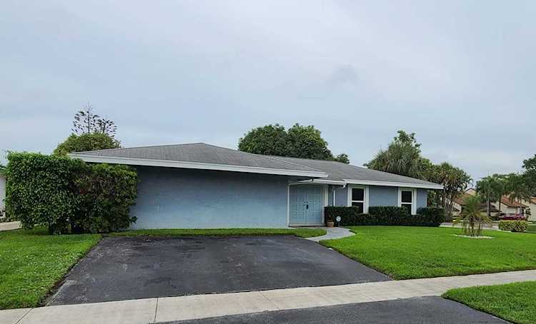 3805 Match Road Road Lake Worth Beach, FL 33467