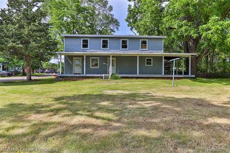 109 S Mill St South Lyon, MI 48178