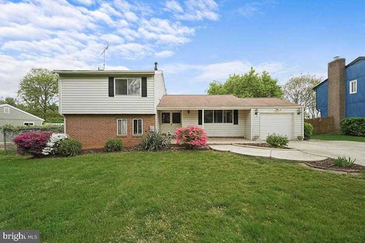 17738 Millcrest Dr Derwood, MD 20855