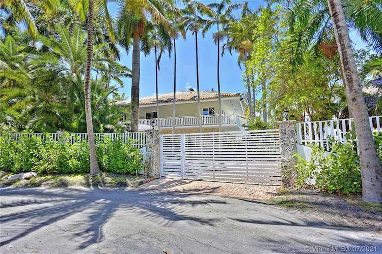 3577 Stewart Ave Miami, FL 33133