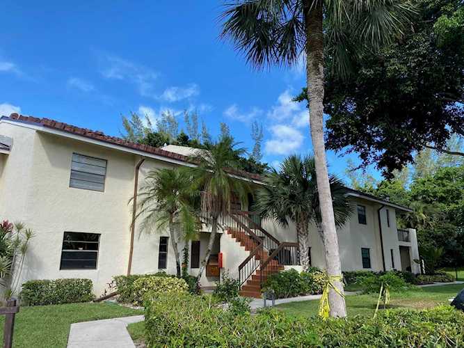 21730 Arriba Real #33-F Boca Raton, FL 33433