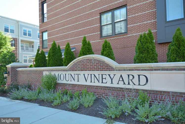 3989 Norton Place #104 Fairfax, VA 22030