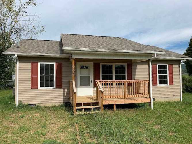 668 Town Creek Rd Speedwell, TN 37870
