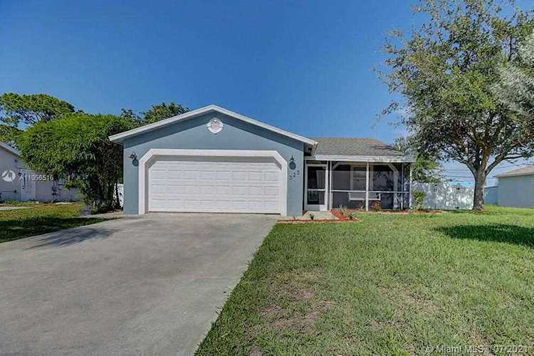 325 NW Hogan St Port St. Lucie, FL 34983
