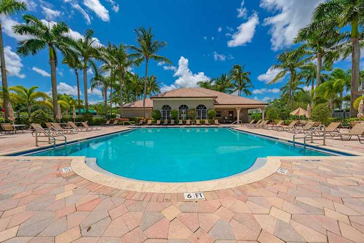 21199 Via Eden Boca Raton, FL 33433