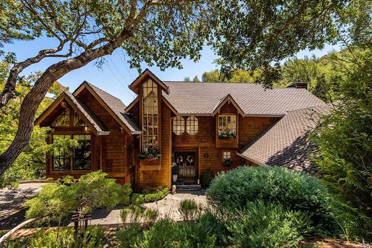 139 Wild Horse Valley Drive Novato, CA 94947