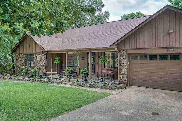 3976 Blue Spruce Cir Lakeland, TN 38002