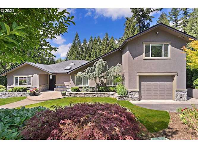9799 SW Brookside Dr Portland, OR 97225