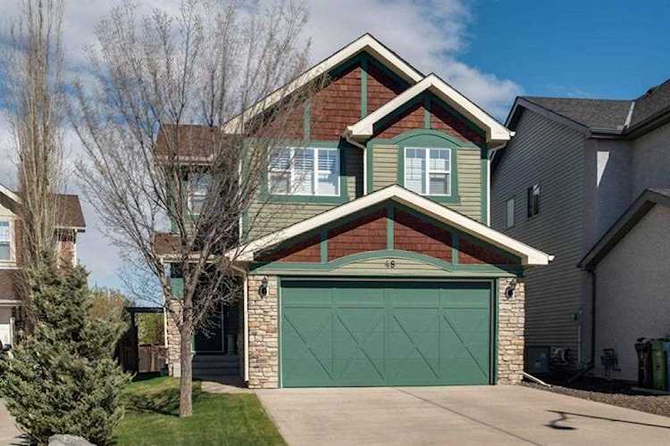 48 Aspen Hills Close SW Calgary, AB T3H 0C6