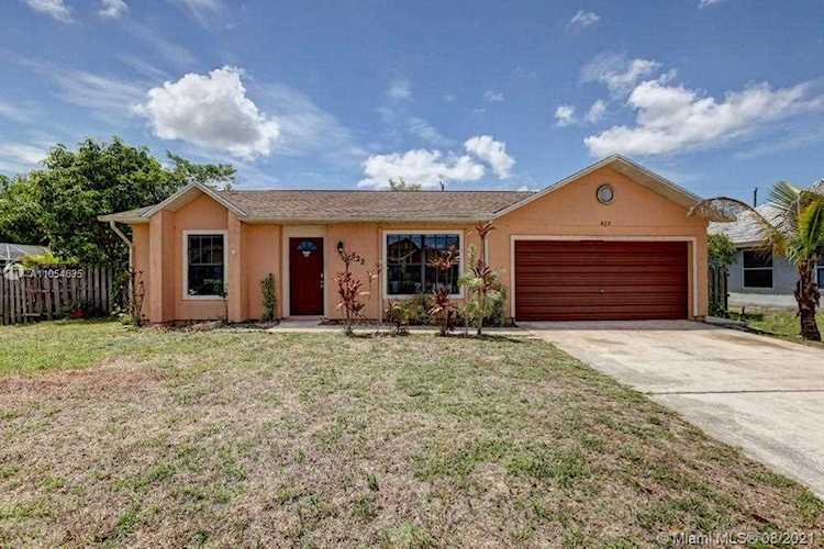 822 SW Mccullough Ave #822 Port St. Lucie, FL 34953