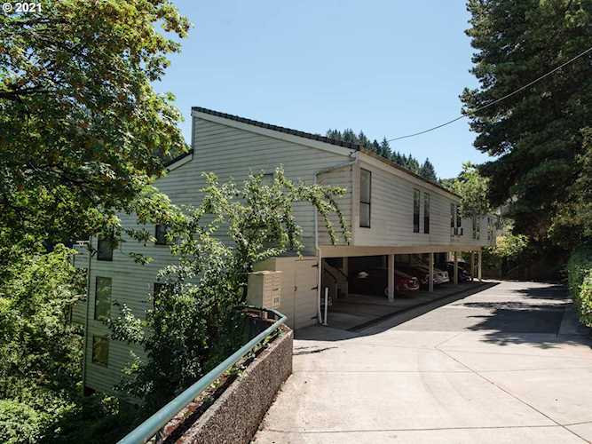 830 SW Broadway #5 Portland, OR 97201