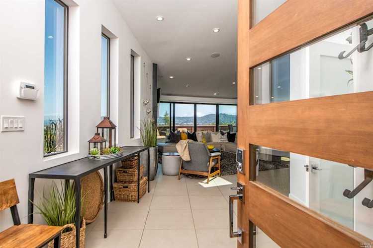 110 Tioga Lane Greenbrae, CA 94904