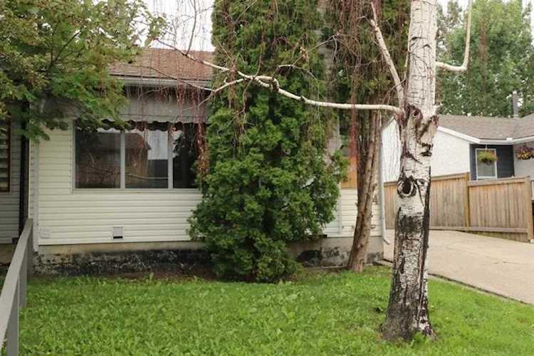 224 Pinemill Mews NE Calgary, AB T1Y 4P2