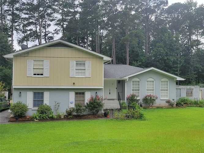 899 Douglas Ct Norcross, GA 30093