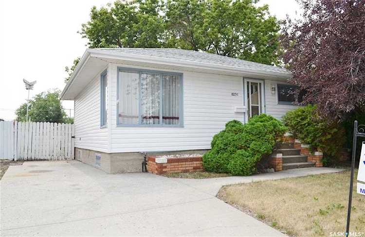 823 E Dewdney Ave Regina, SK S4N 0C4