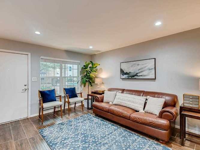 910 Duncan LN #16 Austin, TX 78705