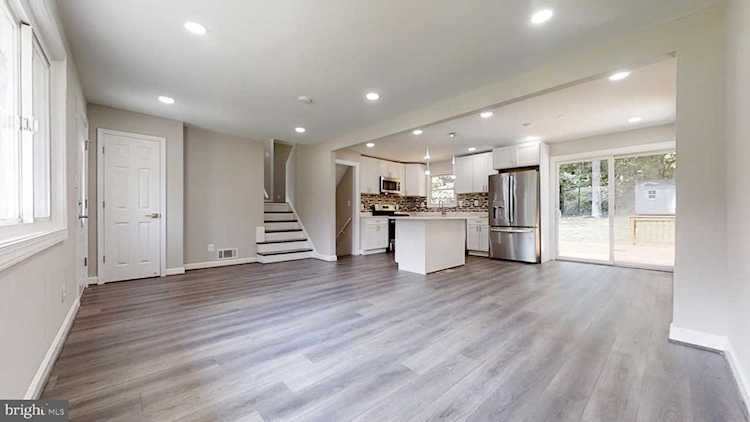 3702 Mason St Fairfax, VA 22030