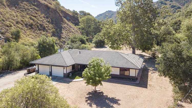 2960 San Juan Canyon Road San Juan Bautista, CA 95045
