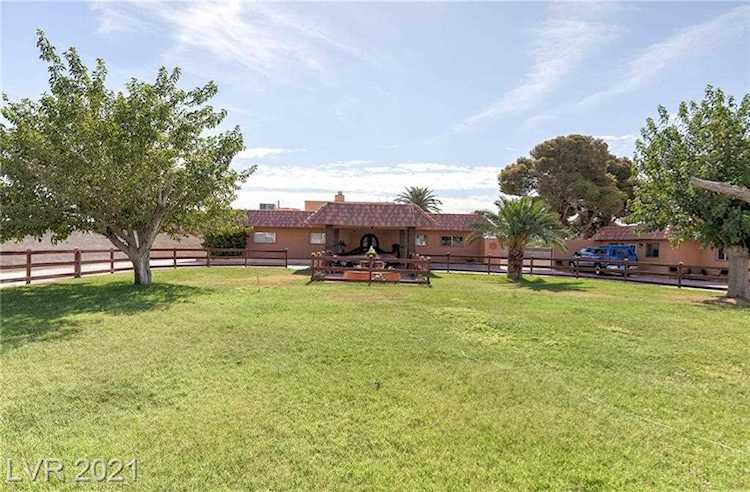 7564 Placid St Las Vegas, NV 89123