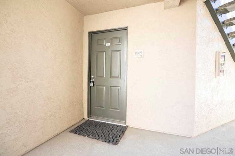 7405 Charmant Dr #1909 San Diego, CA 92122