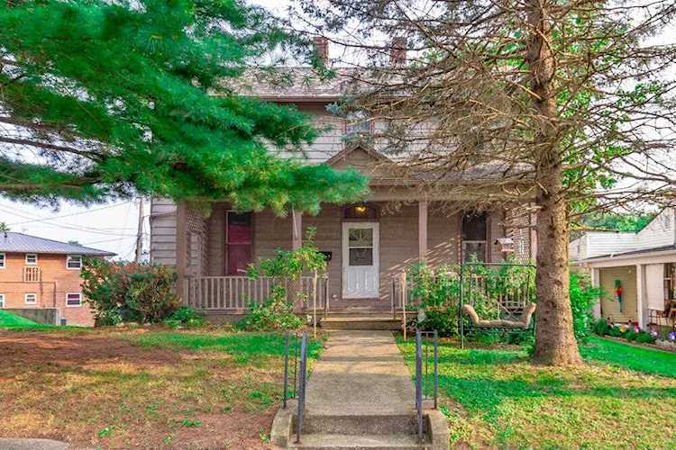 146 E Walnut Street Lancaster, OH 43130