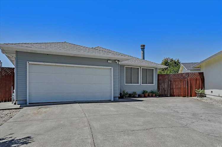 1103 Cielo Circle Rohnert Park, CA 94928