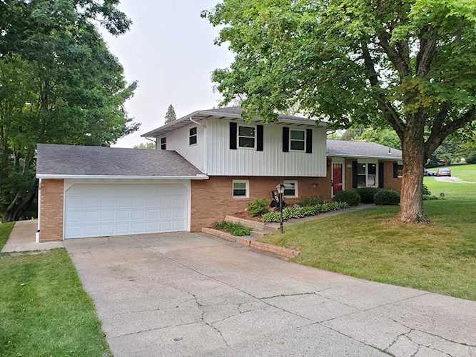 1814 Aspen Court Heath, OH 43056