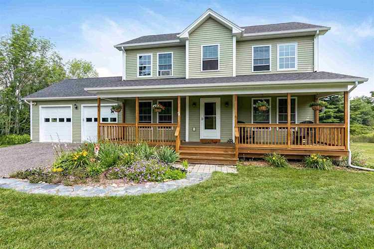 41 Brigham Hill Rd Essex, VT 05452