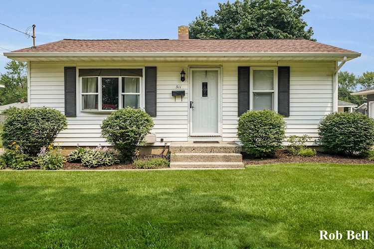 311 SW 43rd St Wyoming, MI 49548 | MLS 21094738 Photo 1