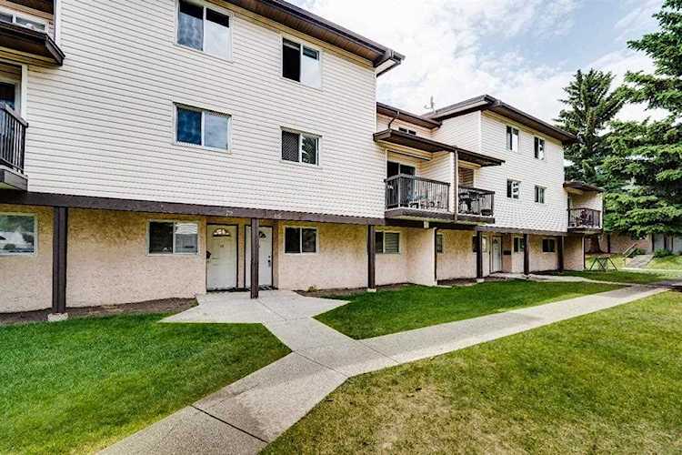 3745 Fonda Way SE #69 Calgary, AB T2A 5W7