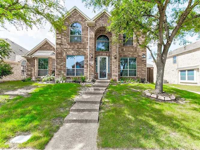 9204 Sterling Gate Drive Mckinney, TX 75072