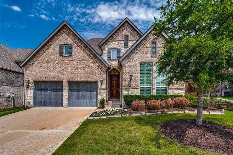 852 Barbelle Avenue Frisco, TX 75036