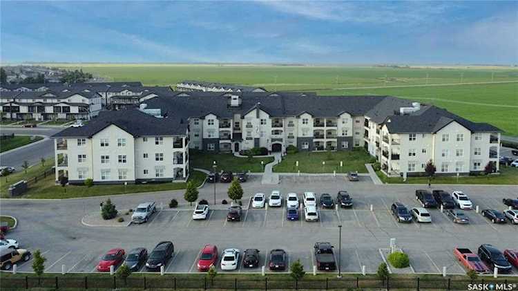 1545 Neville Dr Regina, SK S4Z 0A7