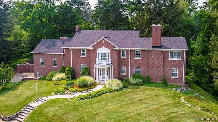 2307 Hill St Ann Arbor, MI 48104