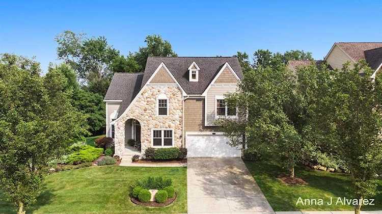 44879 Lindbergh Ln Novi, MI 48377 | MLS 65021094877 Photo 1