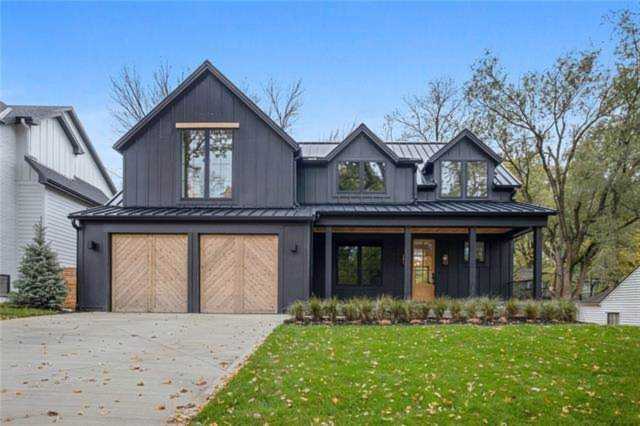 7224 Linden St Prairie Village, KS 66208