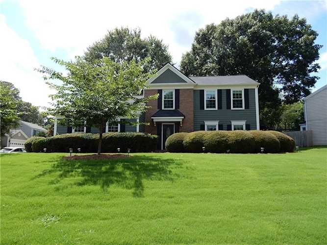 105 Thatching Ln Alpharetta, GA 30022 | MLS 6918982 Photo 1