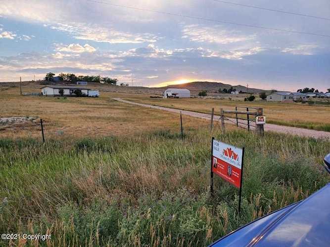 61 - Prairie St Moorcroft, WYOMING 82721