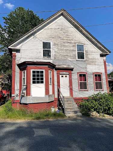 6 Church St Hinsdale, NH 03451