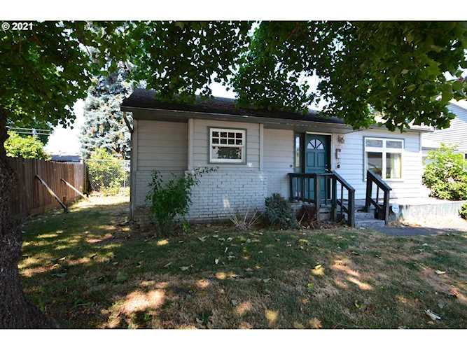 10915 NE Hancock St Portland, OR 97220 | MLS 21179167 Photo 1