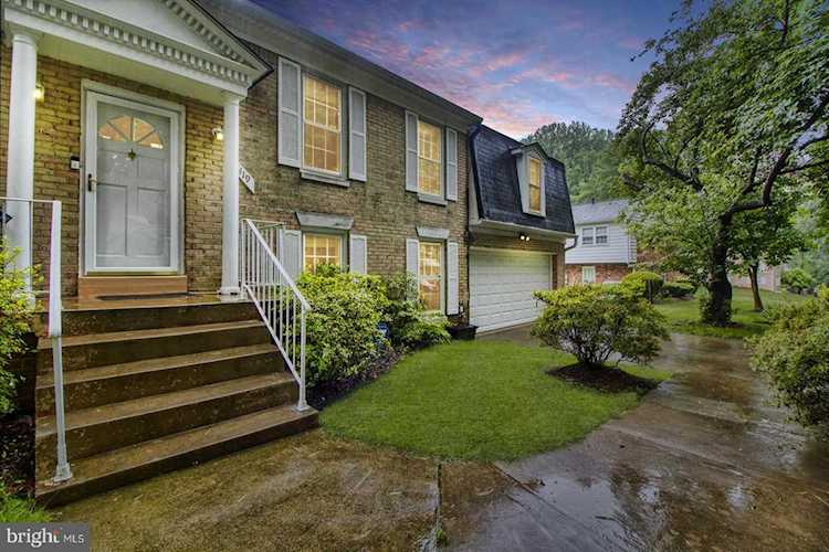 8419 Thornberry Dr W Upper Marlboro, MD 20772