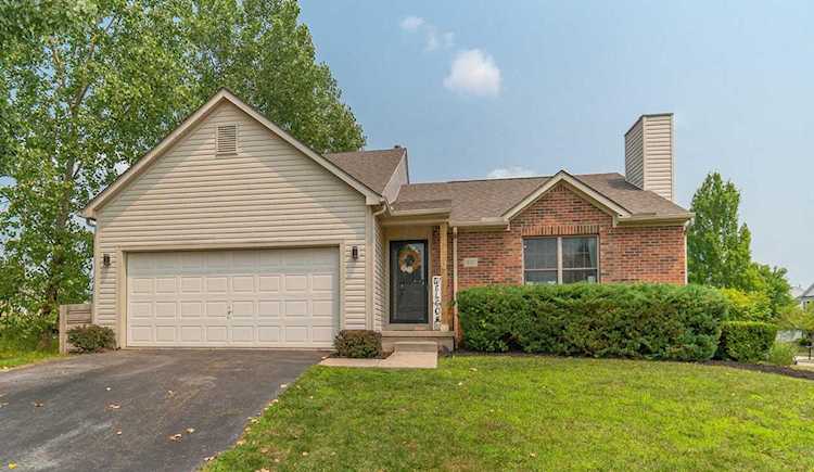 832 Corylus Drive Pataskala, OH 43062 | MLS 221027159 Photo 1