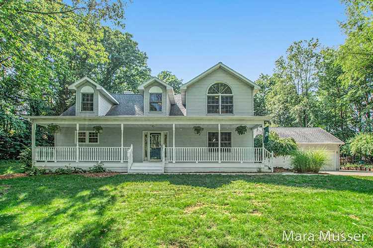 5137 Scotch Mist Dr Saranac, MI 48881 | MLS 21094913 Photo 1