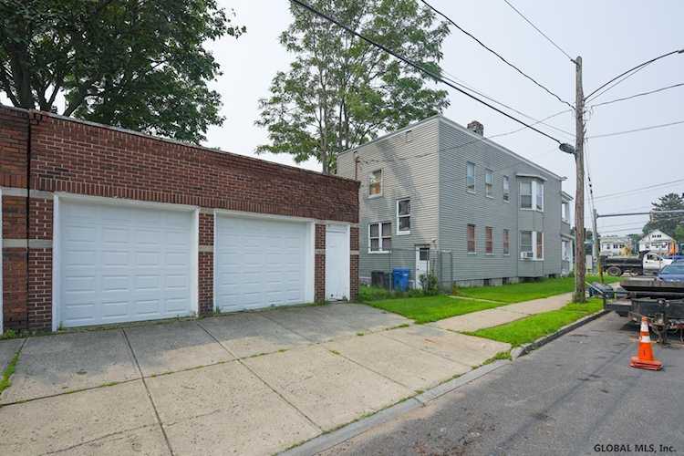 51 Hurlbut St Albany, NY 122092145