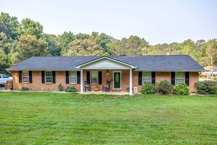 home for sale at 204 Indian Ln, Harriman - $300,000 - 1161327 Photo 1