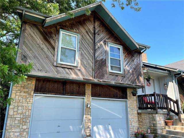 4768 Halsey St Shawnee, KS 66216
