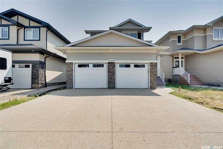 5201 Snowbirds Crescent Regina, SK S4W 0H4
